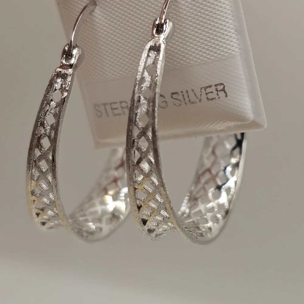 Sterling Silver 925 Rhodium Plated Diamond Cut Snap-On Hoop Earring